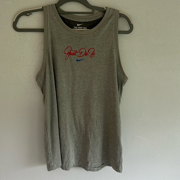 Nike Tops - Nike tank top size medium